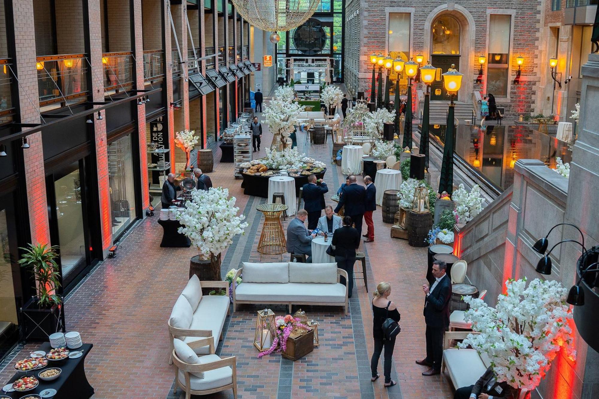 Intercontinental Montreal By Ihg Hotel Bagian luar foto