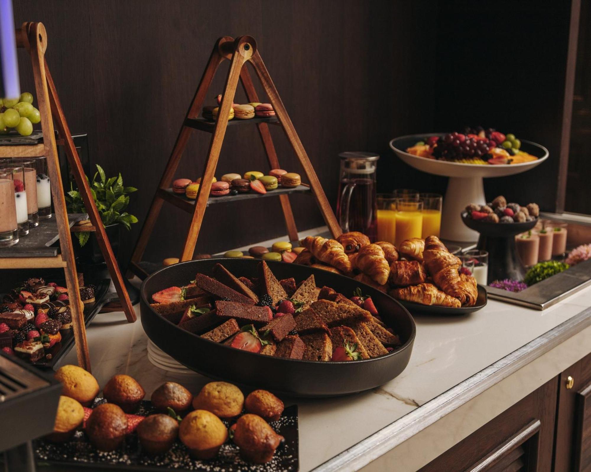 Intercontinental Montreal By Ihg Hotel Bagian luar foto